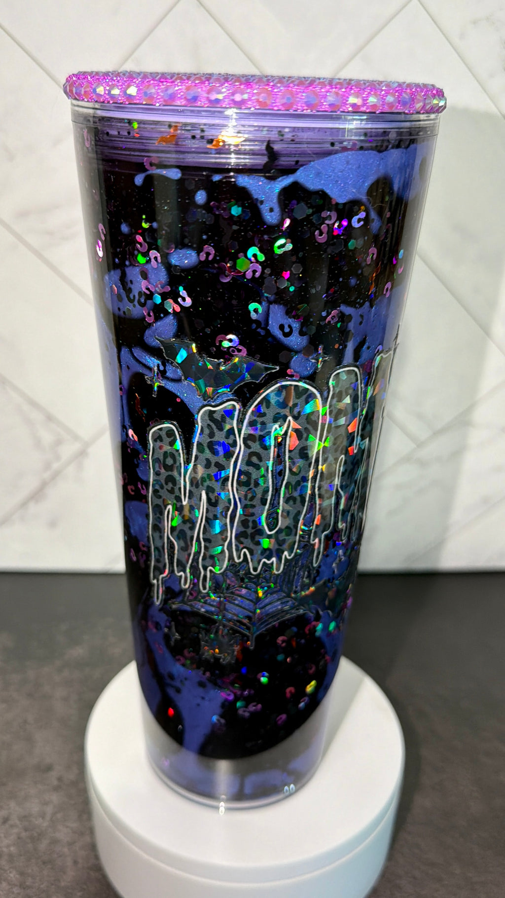 Mombie Lava Snowglobe Cup