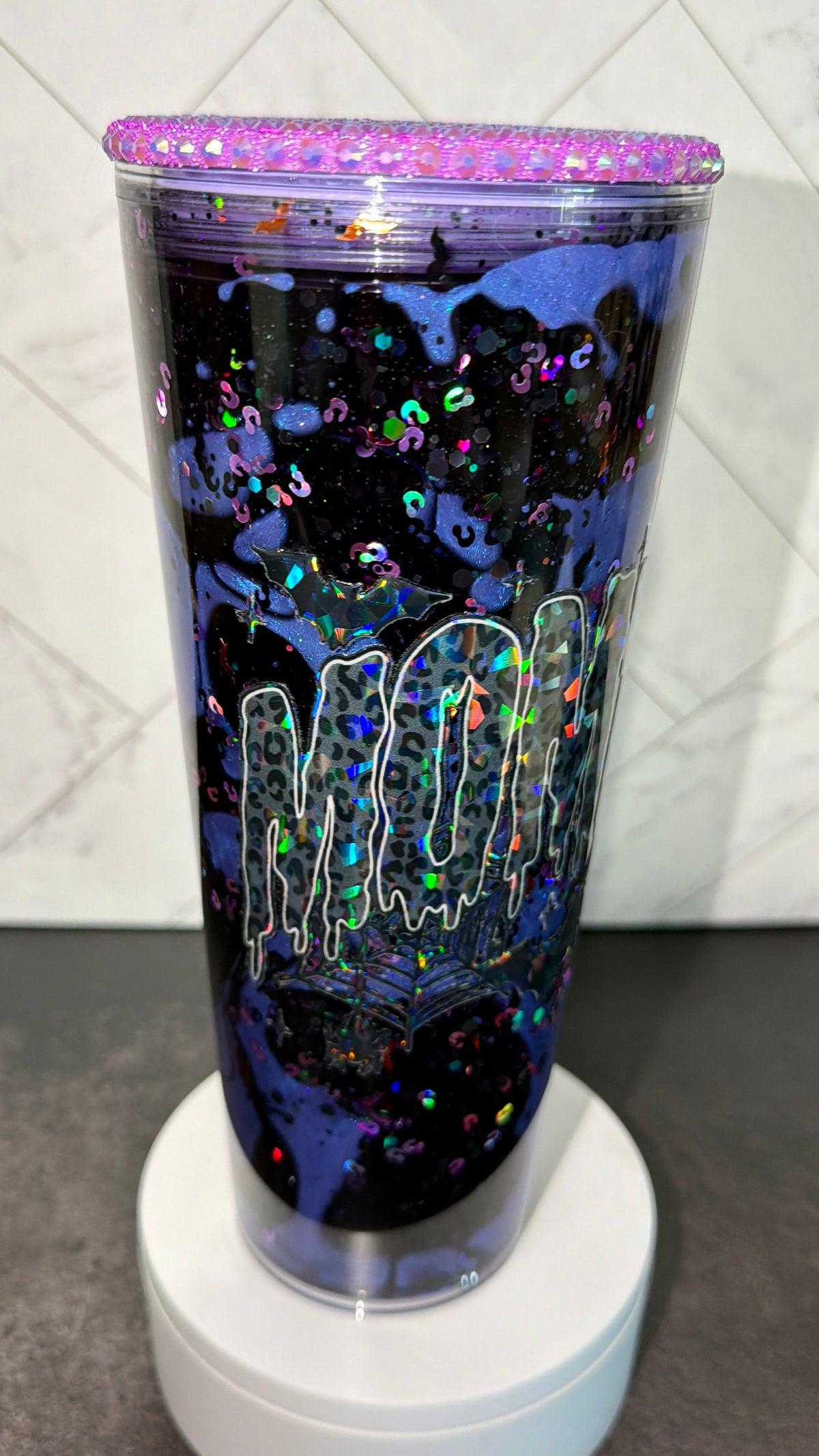 Mombie Lava Snowglobe Cup