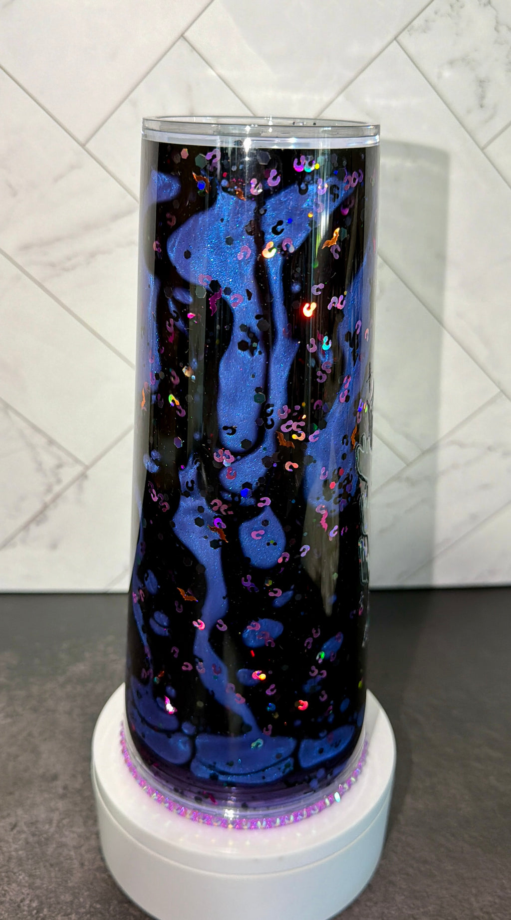 Mombie Lava Snowglobe Cup