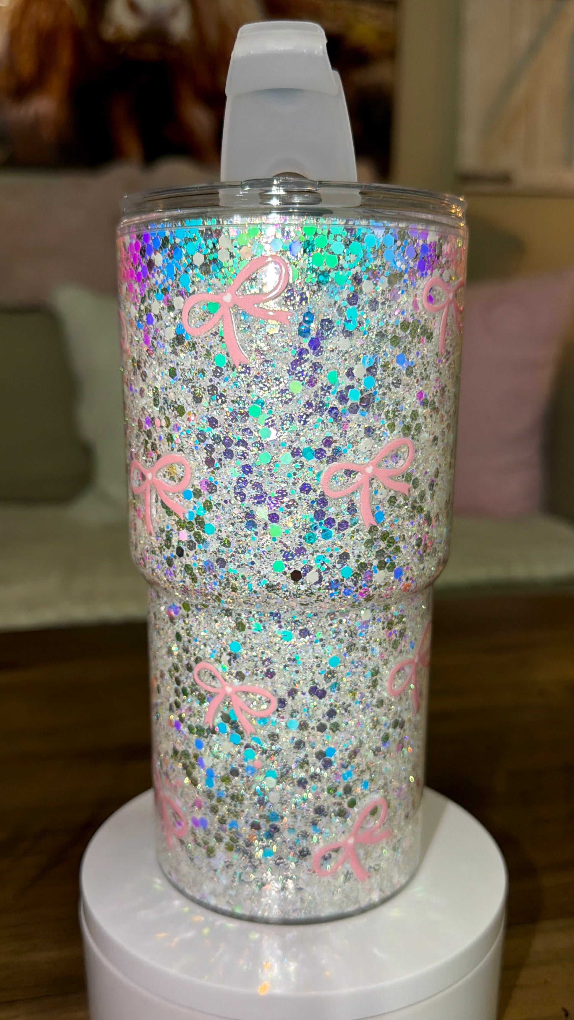 Sparkly Bow Snowglobe Cup