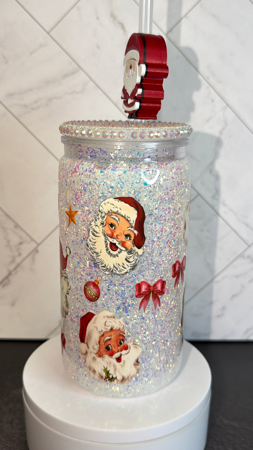 Santa’s Sparkling Wonderland Snowglobe Cup