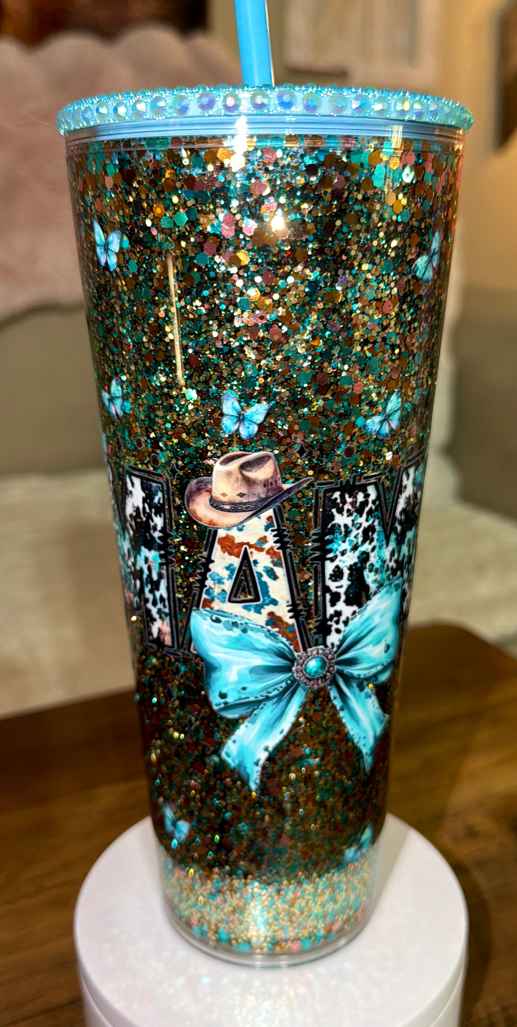 Country Mama Snowglobe Cup