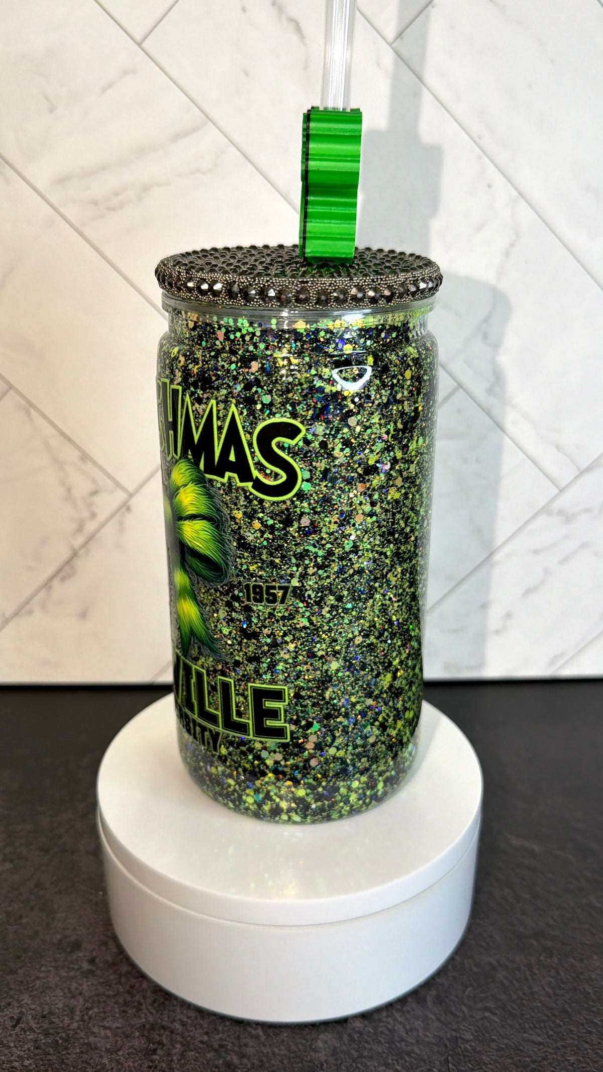 Grinchmas Snowglobe Cup