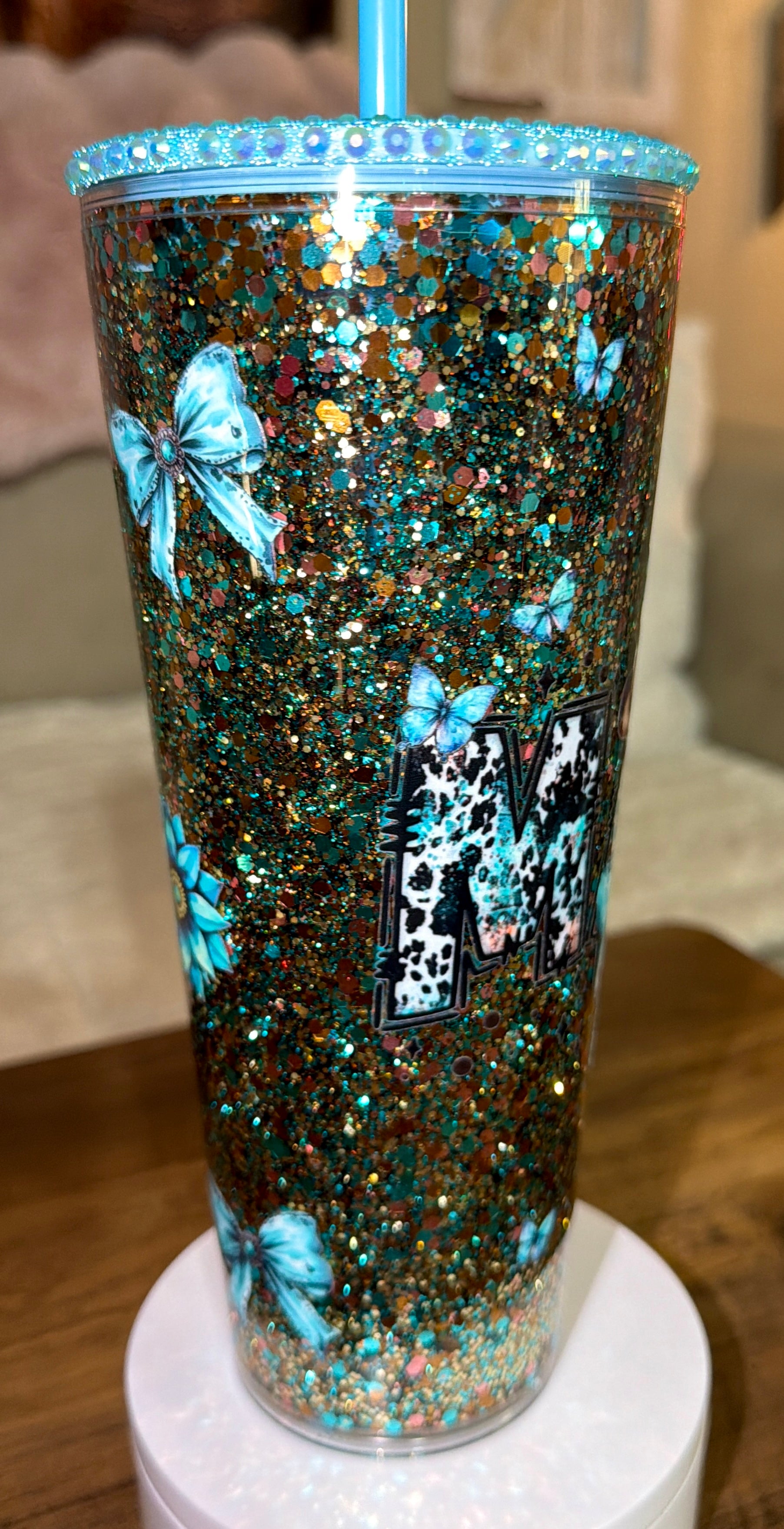 Country Mama Snowglobe Cup