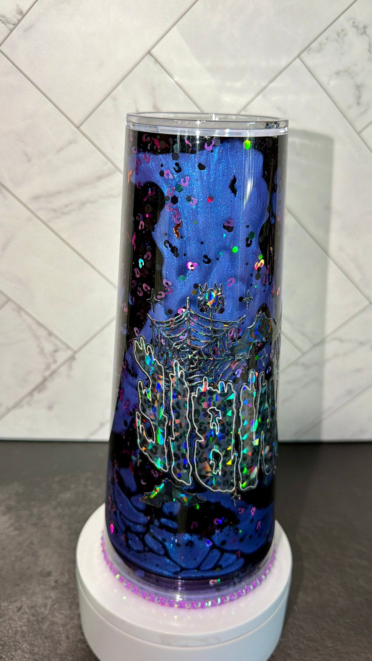 Mombie Lava Snowglobe Cup