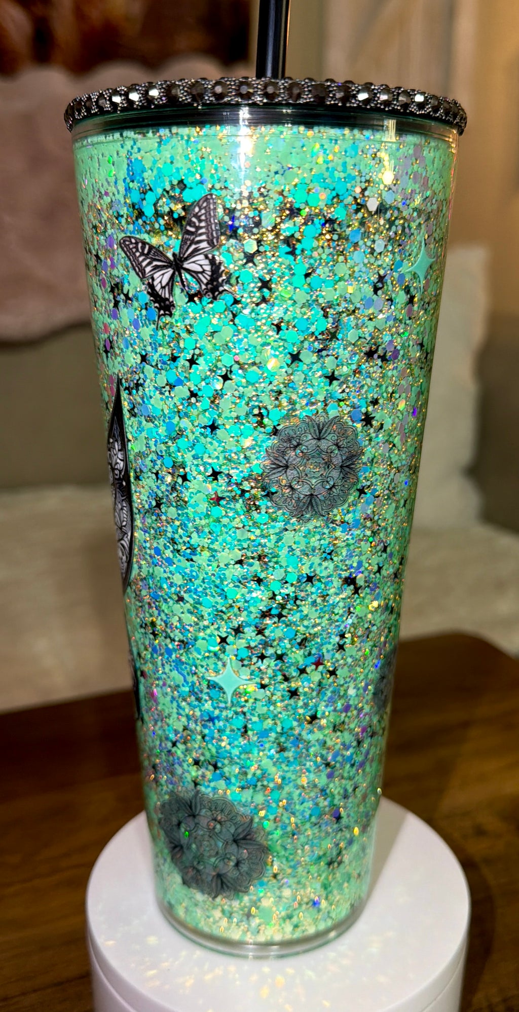 Tatted Tinks Snowglobe Cup