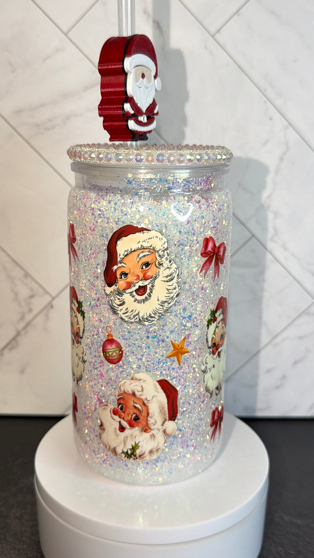Santa’s Sparkling Wonderland Snowglobe Cup