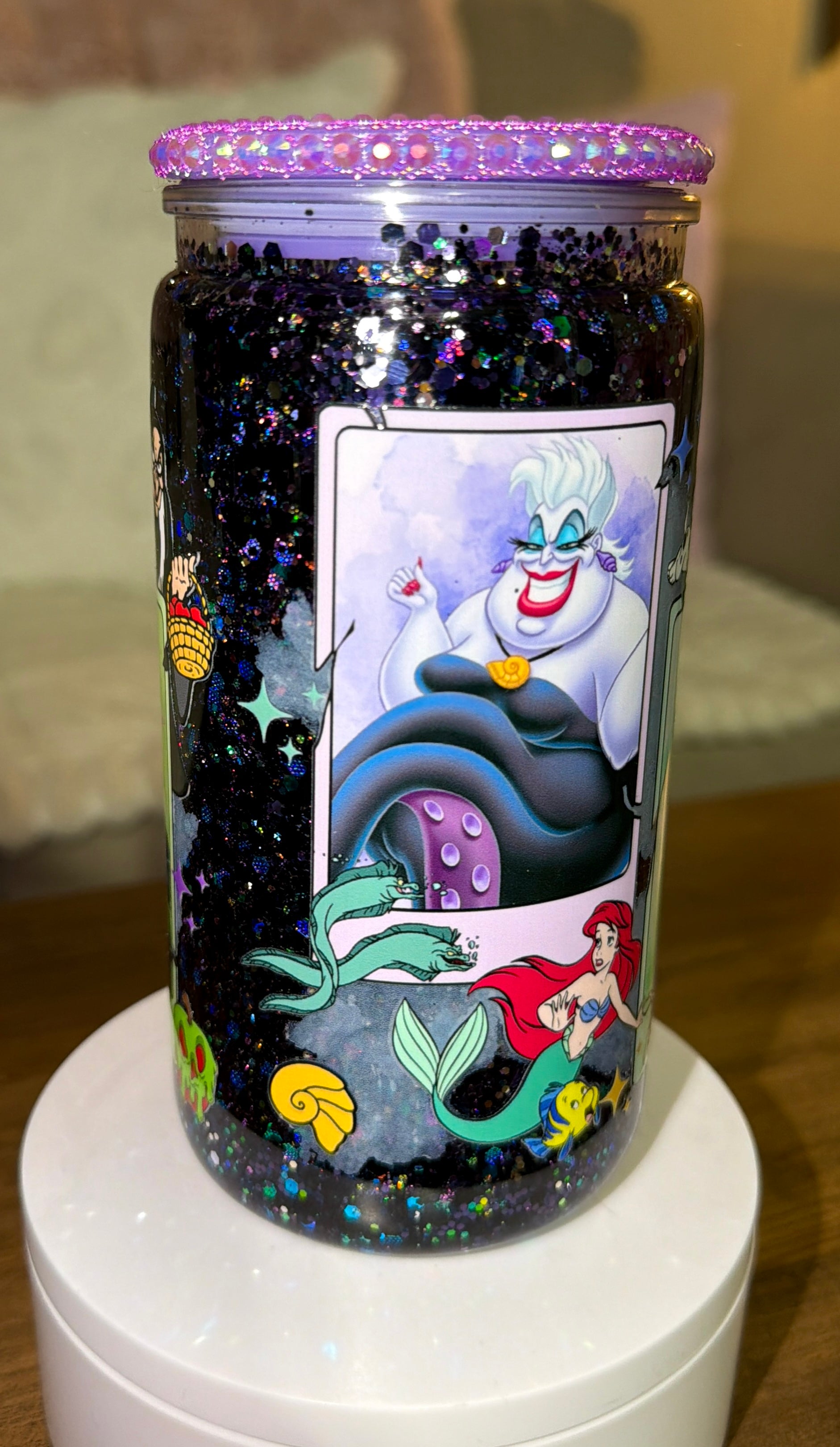 Villain Snowglobe cup