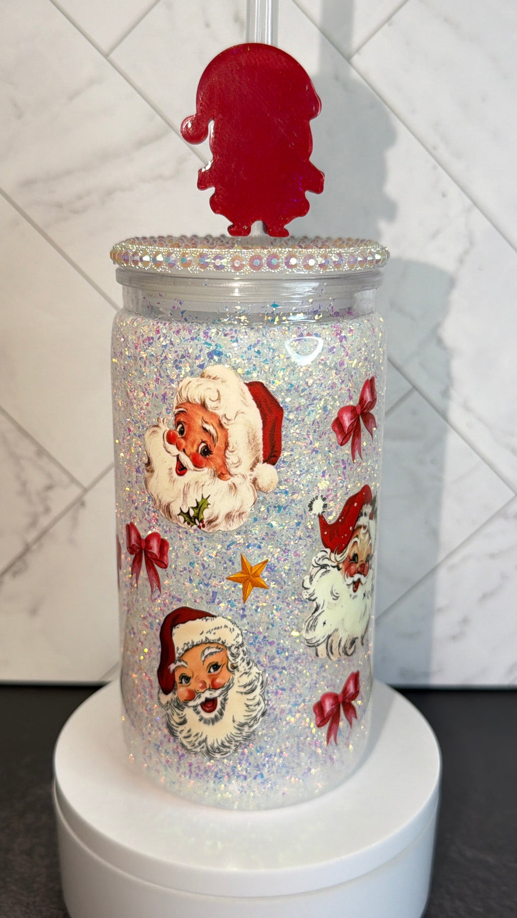 Santa’s Sparkling Wonderland Snowglobe Cup