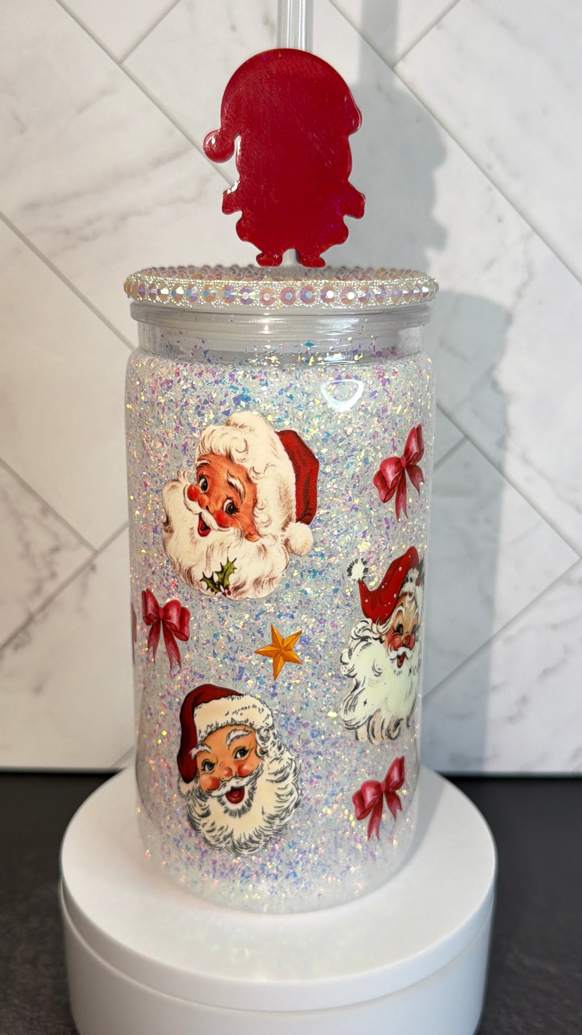 Santa’s Sparkling Wonderland Snowglobe Cup