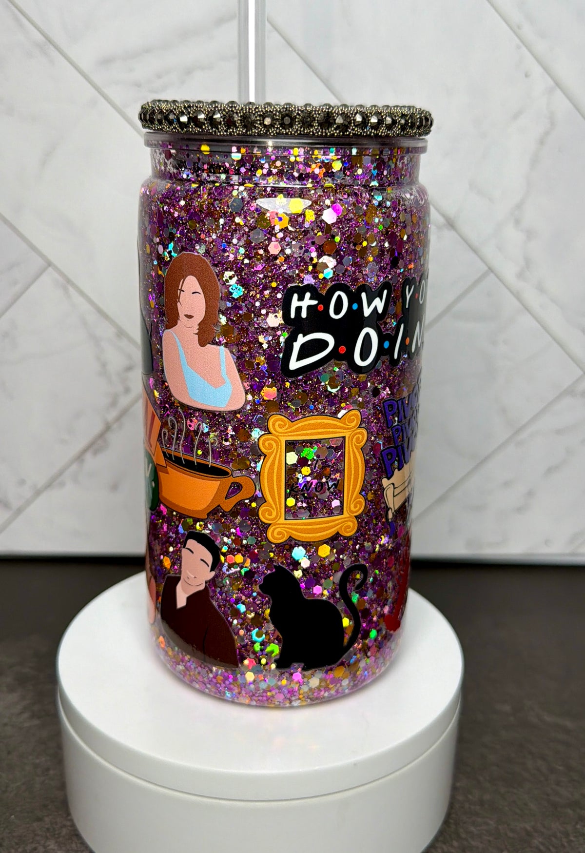 Friends Snowglobe Cup