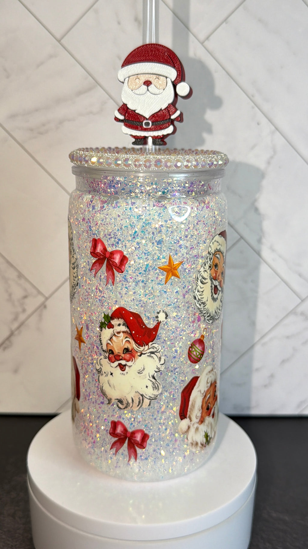 Santa’s Sparkling Wonderland Snowglobe Cup