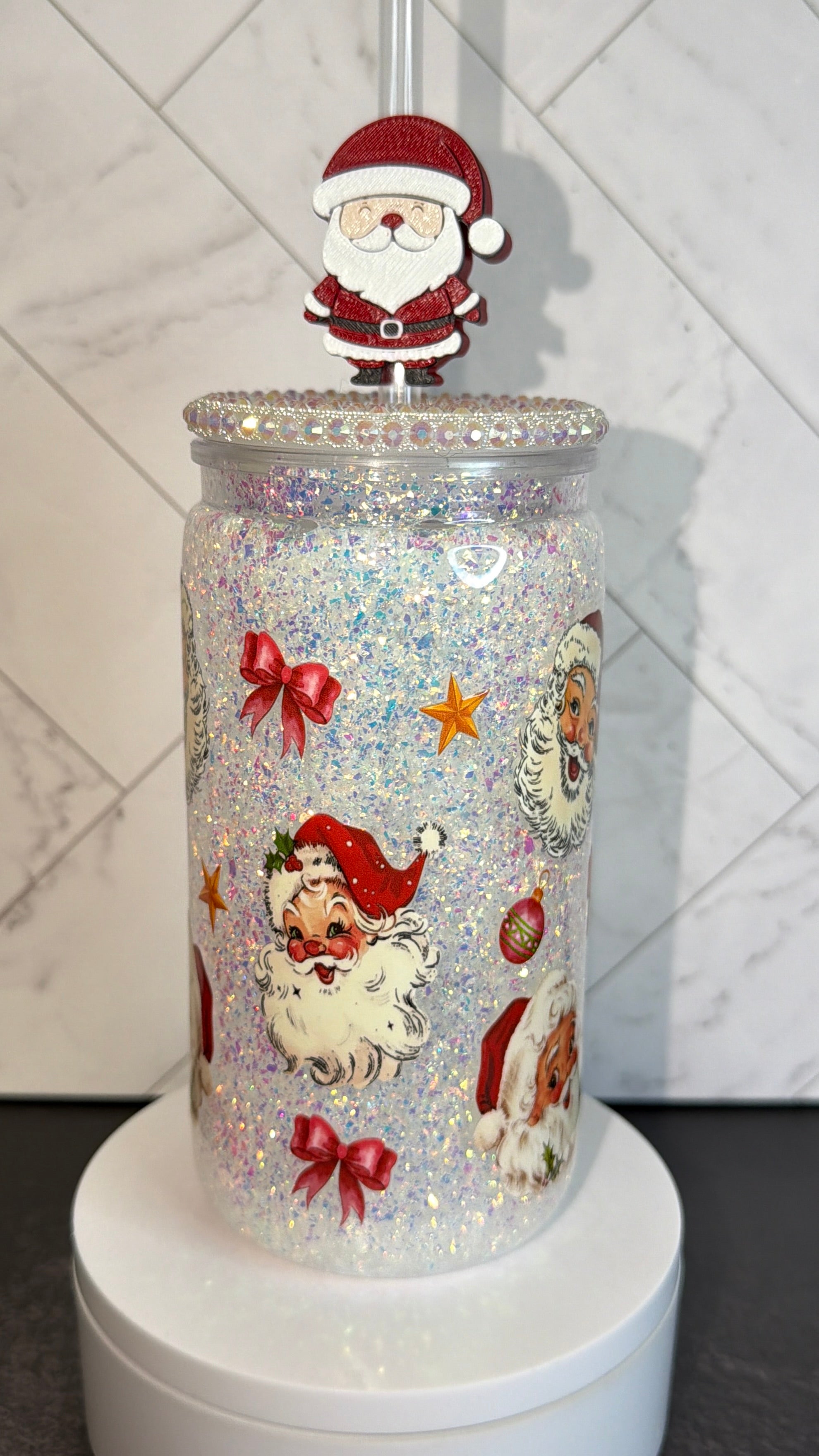 Santa’s Sparkling Wonderland Snowglobe Cup