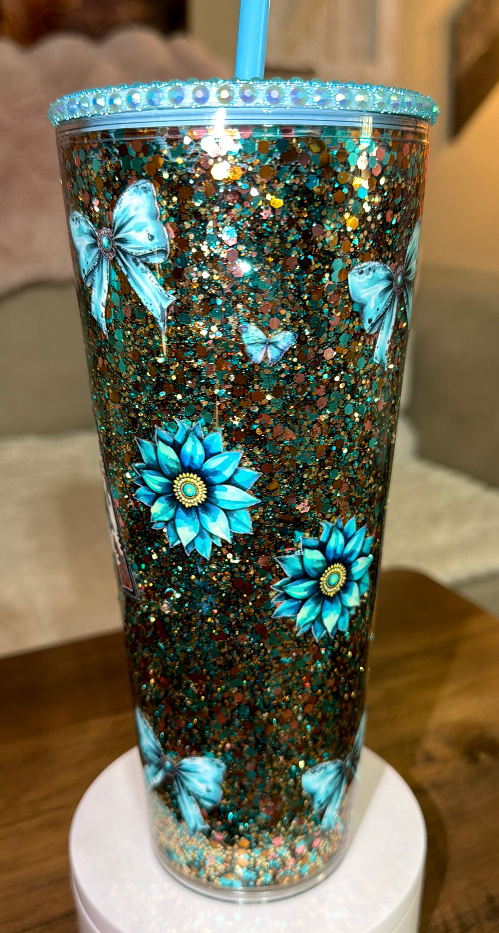 Country Mama Snowglobe Cup
