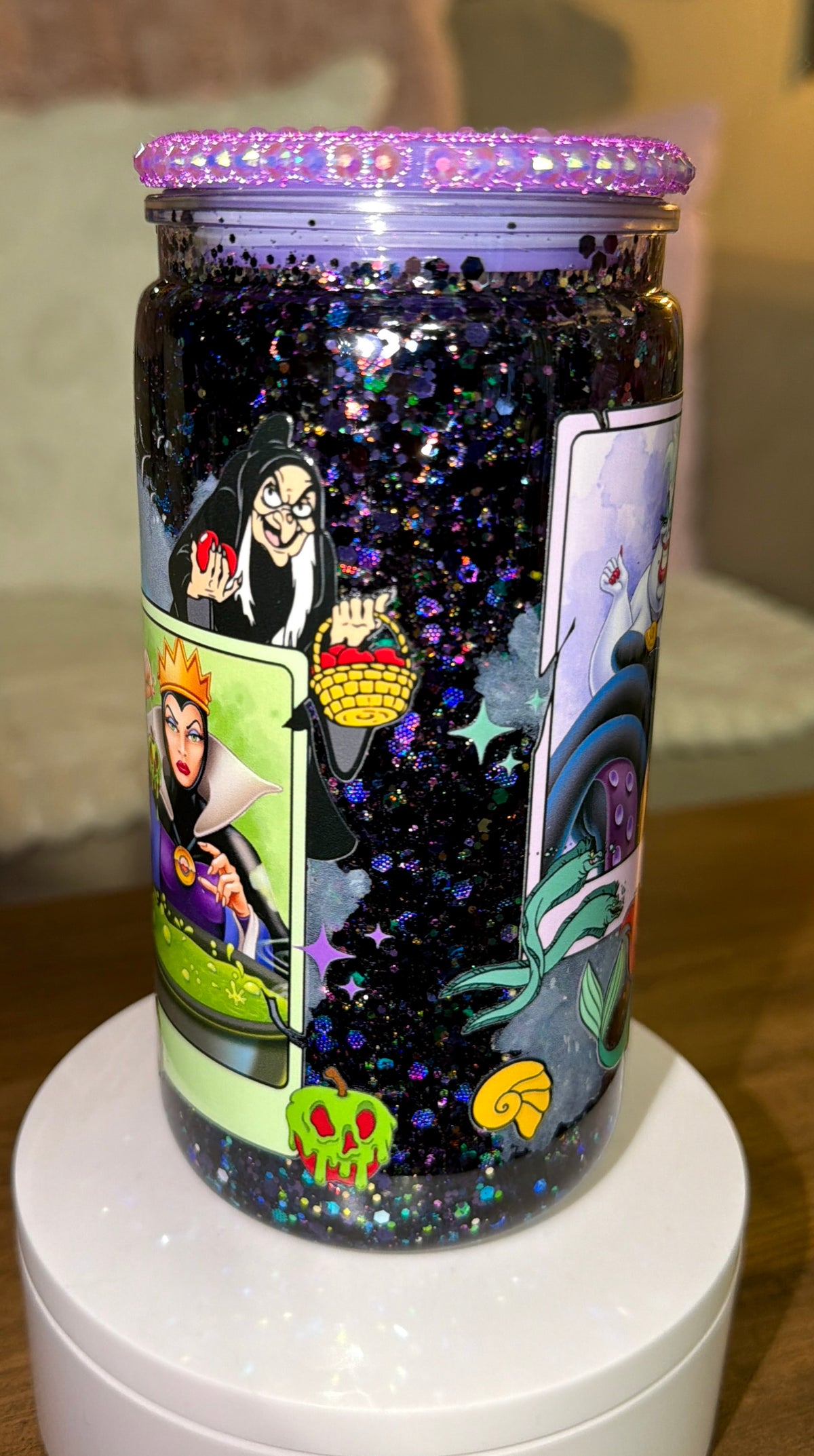 Villain Snowglobe cup