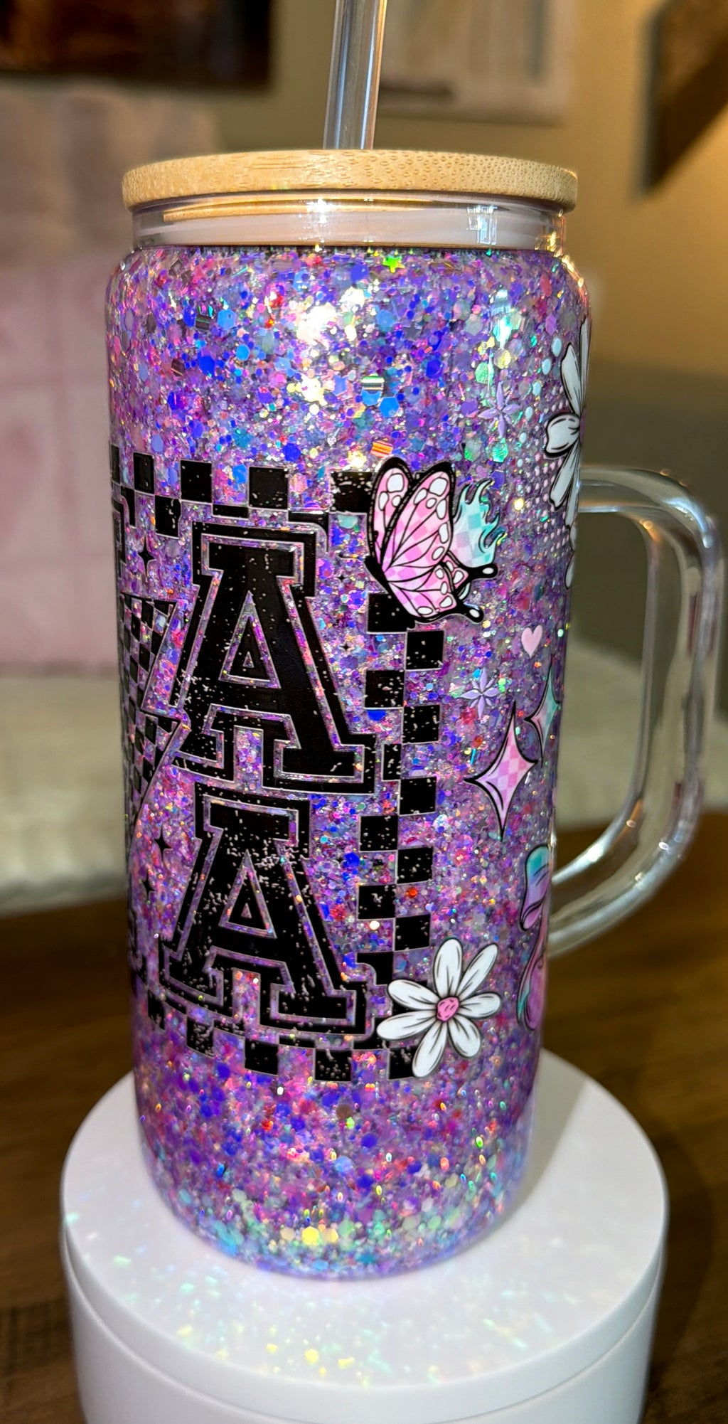 ✨ Retro Glitter Mama Glass Can Tumbler ✨