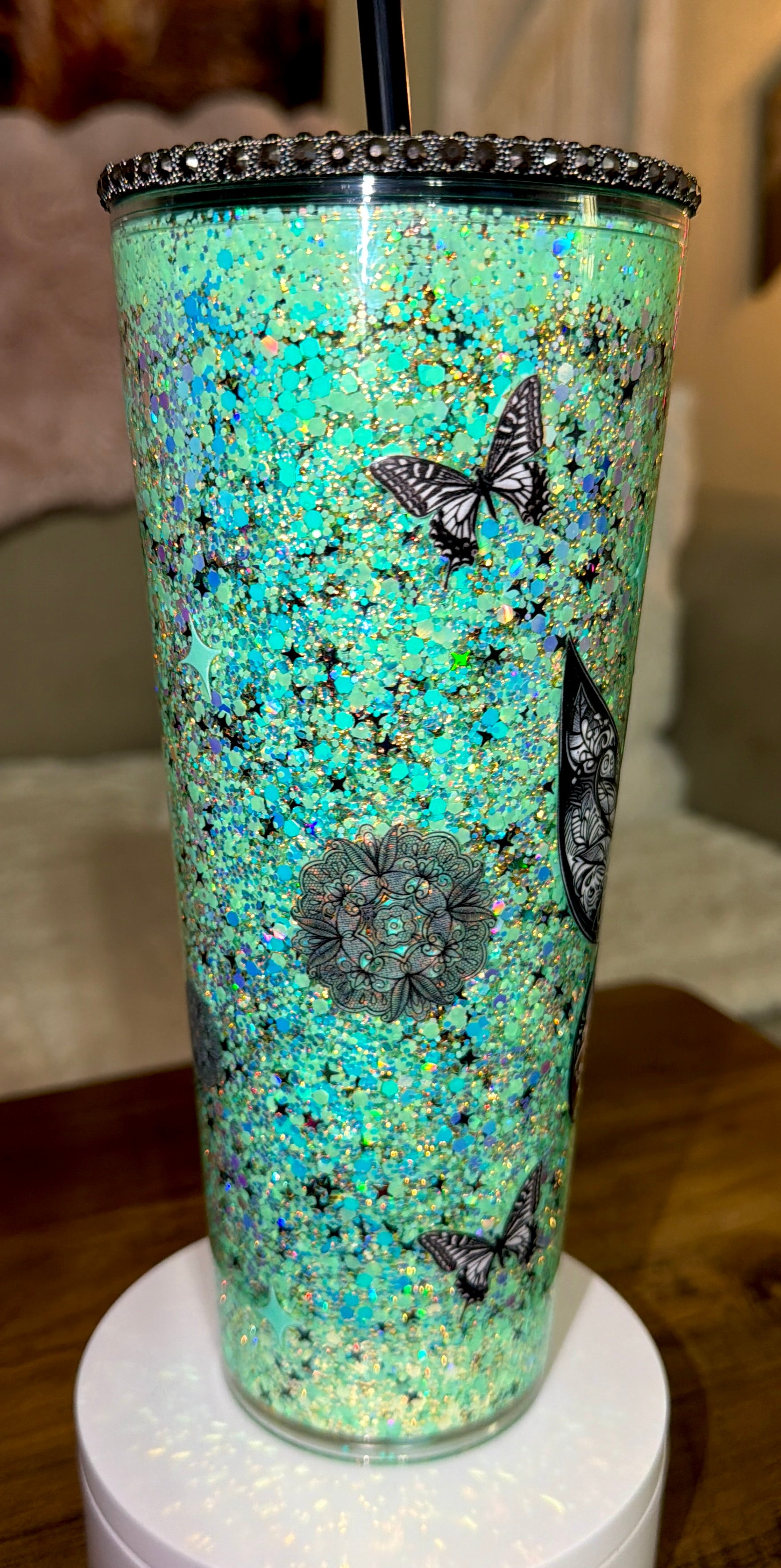 Tatted Tinks Snowglobe Cup
