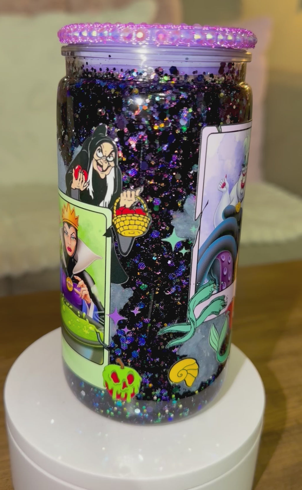 Villain Snowglobe cup